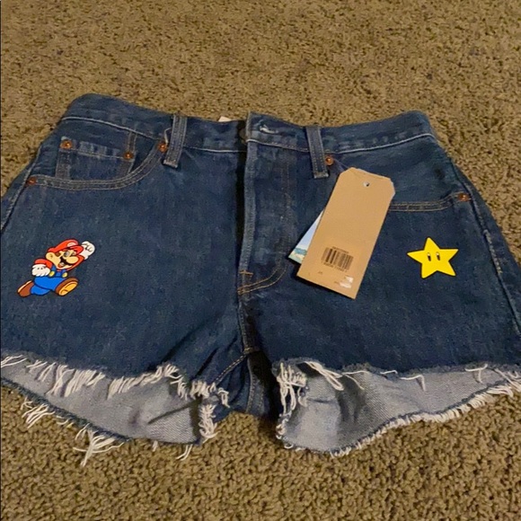 NWT Levi’s 501 shorts super Mario size 25